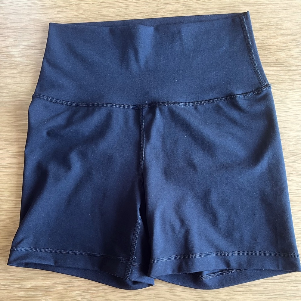 Yogalicious Women's High-Waisted Black Shorts